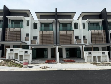 Terrace House For Sale at Precinct 11 @ Setia Alam