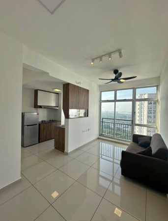 Condo Room for Rent at D'Aman Residence