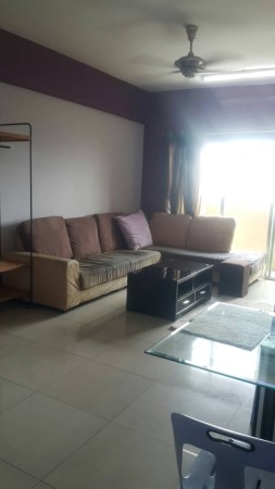 Condo For Rent at The Heron Residency