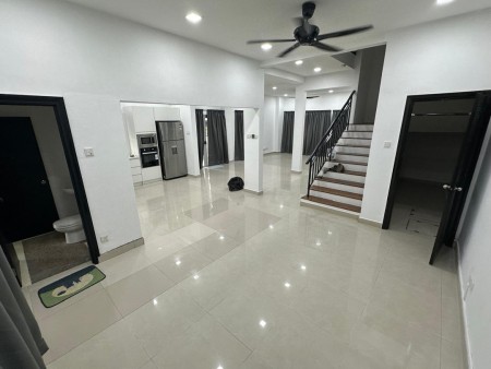 Terrace House For Sale at Valencia