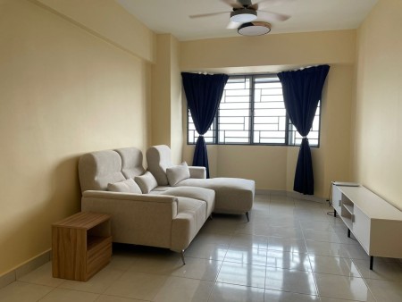 Condo For Rent at Main Place Residence
