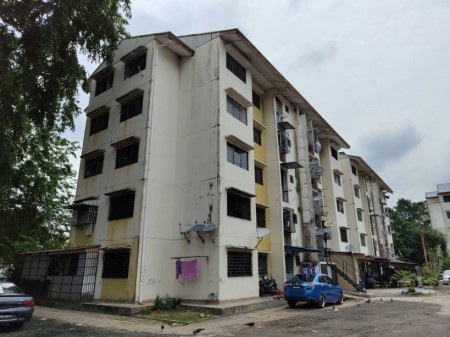 Apartment For Sale at Section 24