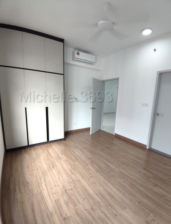 Condo For Rent at Amber Residence