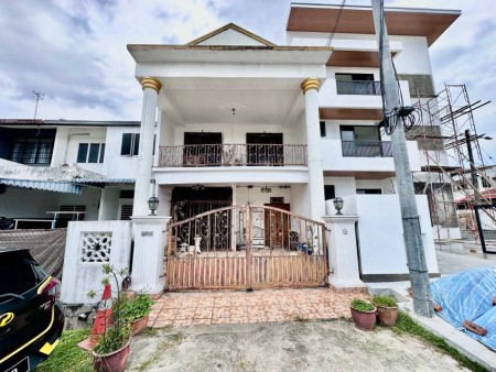 Terrace House For Sale at Taman Selayang Utama