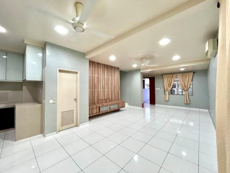 Terrace House For Rent at Bukit Indah
