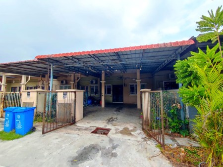 Terrace House For Sale at Section 30