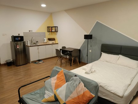Condo For Rent at Symphony Tower