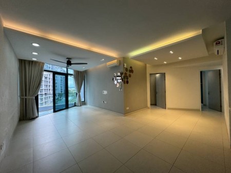 Condo For Rent at AraGreens Residences