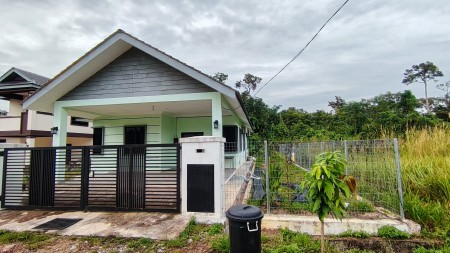 Bungalow House For Sale at Jenderam Hulu