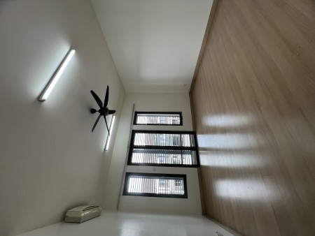 Terrace House For Rent at Aquina