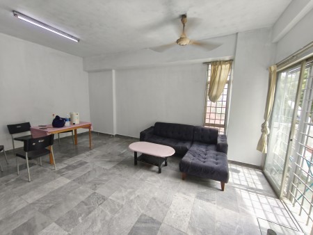 Condo For Sale at Ridzuan Condominium