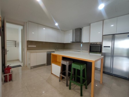 Condo For Rent at Imperia