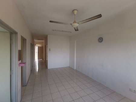 Apartment For Sale at Kantan Court