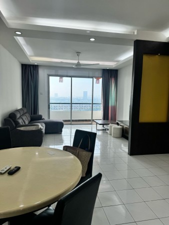 Condo For Sale at Riana Green