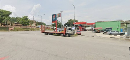 Detached Warehouse For Sale at Taman Universiti Indah