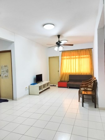 Apartment For Rent at Villa Krystal
