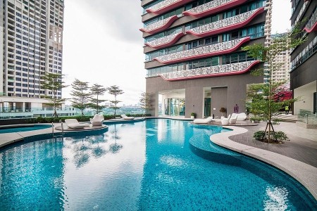 Condo For Rent at Arte Plus