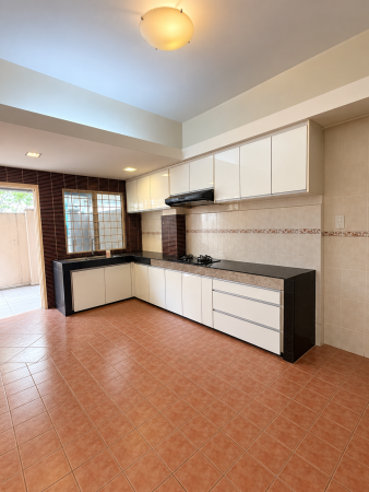 Terrace House For Rent at Taman Bullion Mewah