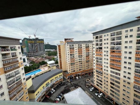 Apartment For Rent at Taman Ukay Bistari