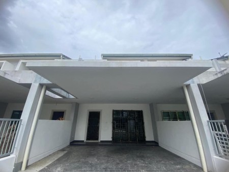 Terrace House For Sale at Laman Delfina