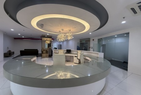 Shop Office For Rent at Megan Avenue 2