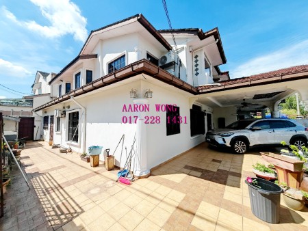 Terrace House For Sale at Section 2