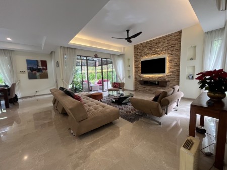 Bungalow House For Sale at Jade Hills