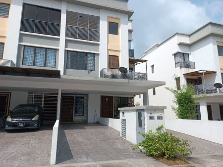 Townhouse For Rent at Odora Parkhomes