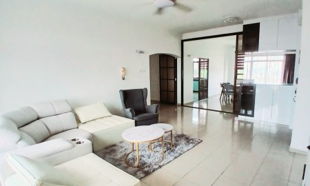 Condo For Rent at Putri Indah