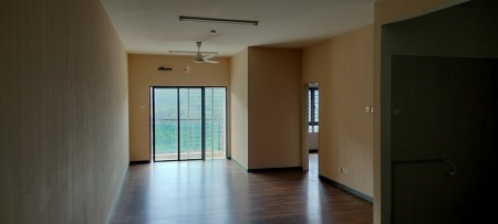 Condo For Rent at Camellia Residence