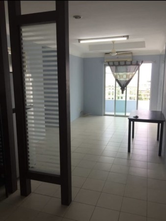 Apartment For Rent at Vistaria Apartment