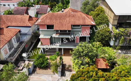 Bungalow House For Auction at Taman Yarl