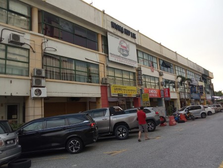 Office For Rent at Batu 11 Cheras