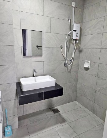 Condo Room for Rent at Saujana Residency