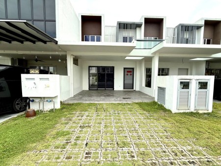 Terrace House For Sale at Casaview @ Cybersouth