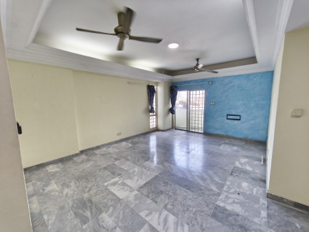 Condo For Sale at Ridzuan Condominium