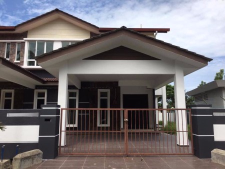 Superlink For Sale at Bandar Bukit Tinggi 2