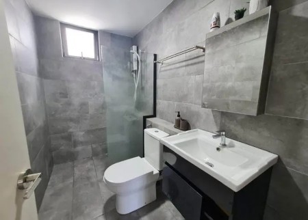 Condo Room for Rent at Seri Raja Chulan