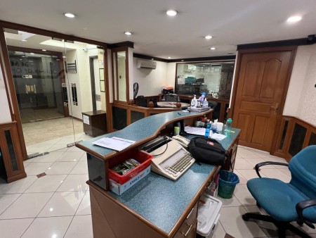 Office For Sale at Diamond Square