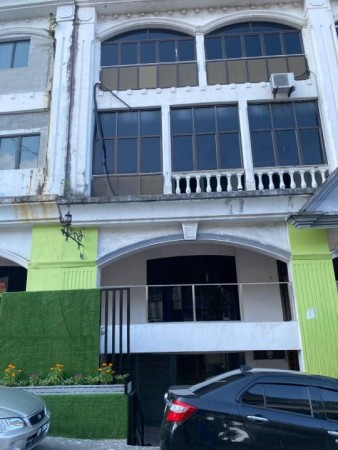 Shop Office For Rent at Taman Serene
