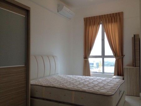 Condo For Rent at Elit Heights