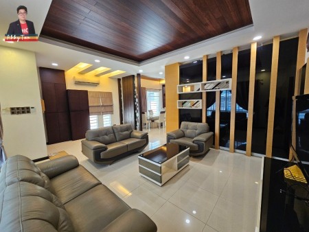 Semi D For Sale at Taman Hilltop