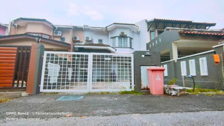 Terrace House For Sale at Kota Damansara