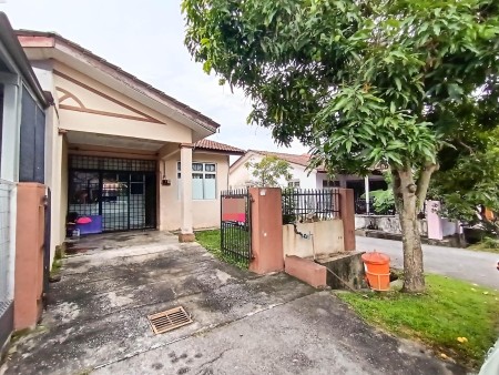 Terrace House For Sale at Taman Seroja