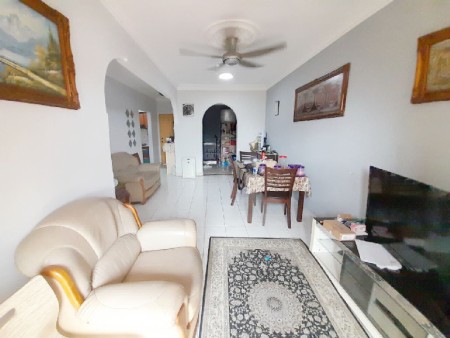 Apartment For Sale at Section 7