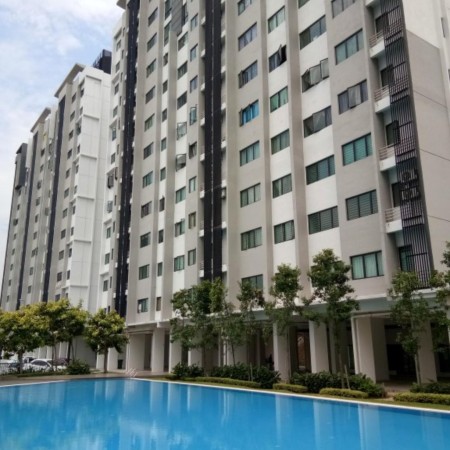 Apartment For Sale at Suria Ixora