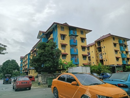 Apartment For Sale at Gugusan Cempaka