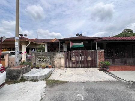 Terrace House For Sale at Taman Semenyih Impian