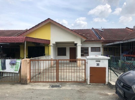 Terrace House For Rent at Taman Desa Meru Indah