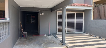 Terrace House For Sale at Taman Bukit Serdang